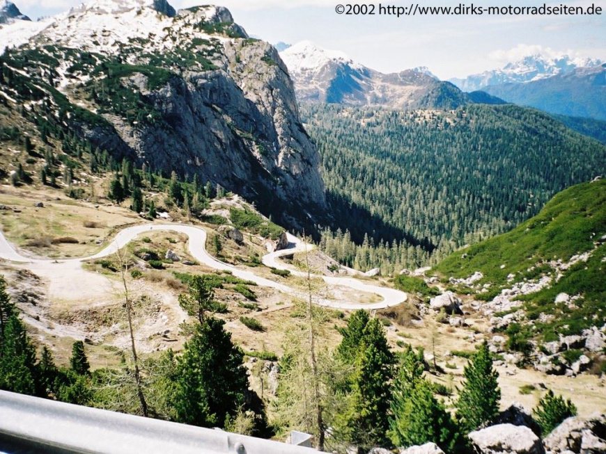 Passo di Valparola