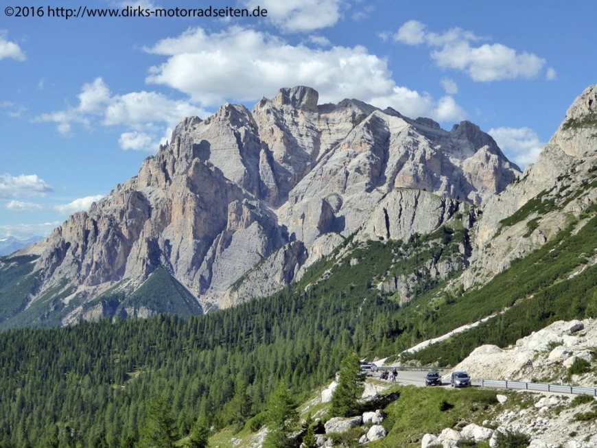 Passo di Valparola