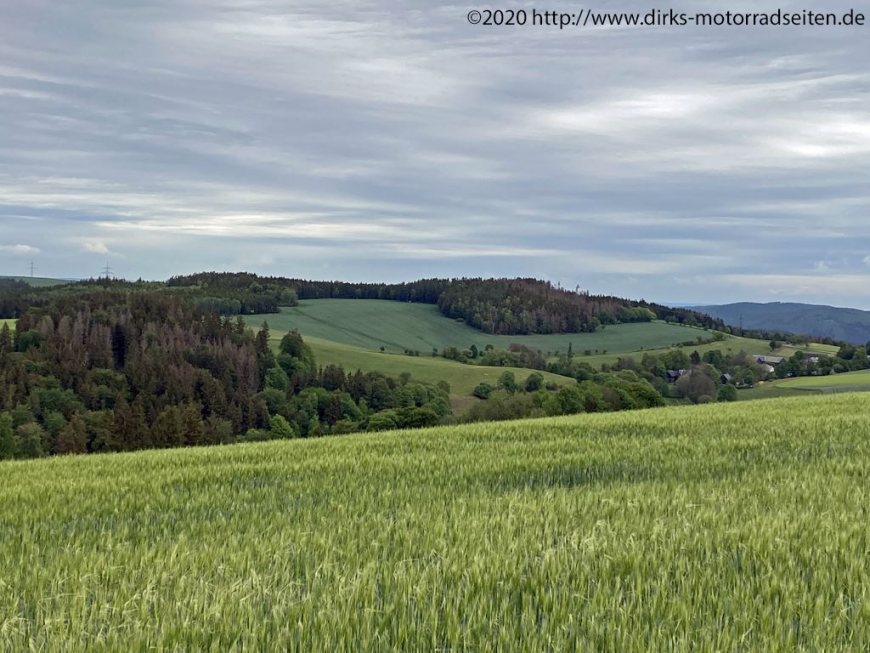 bei Großgeschwenda / Schiefergebirge