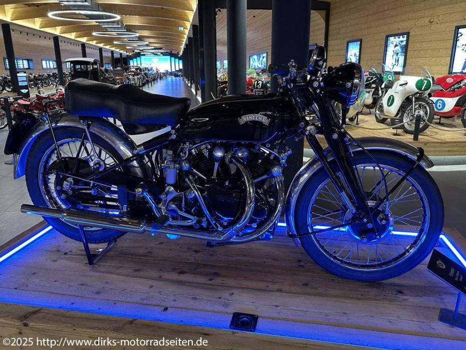Top Mountain Motorcyle Museum - Vincent Black Shadow